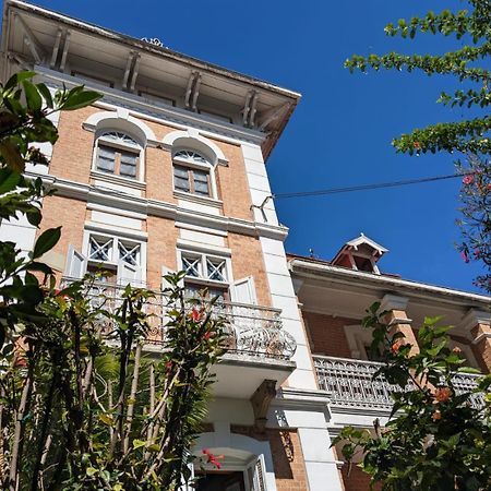 Le Manoir Bed & Breakfast Антананариву Екстериор снимка